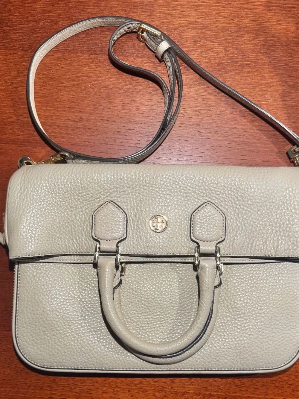 Tory Burch Convertible Fold-Over Leather Crossbody Robinson Bag (Off white)